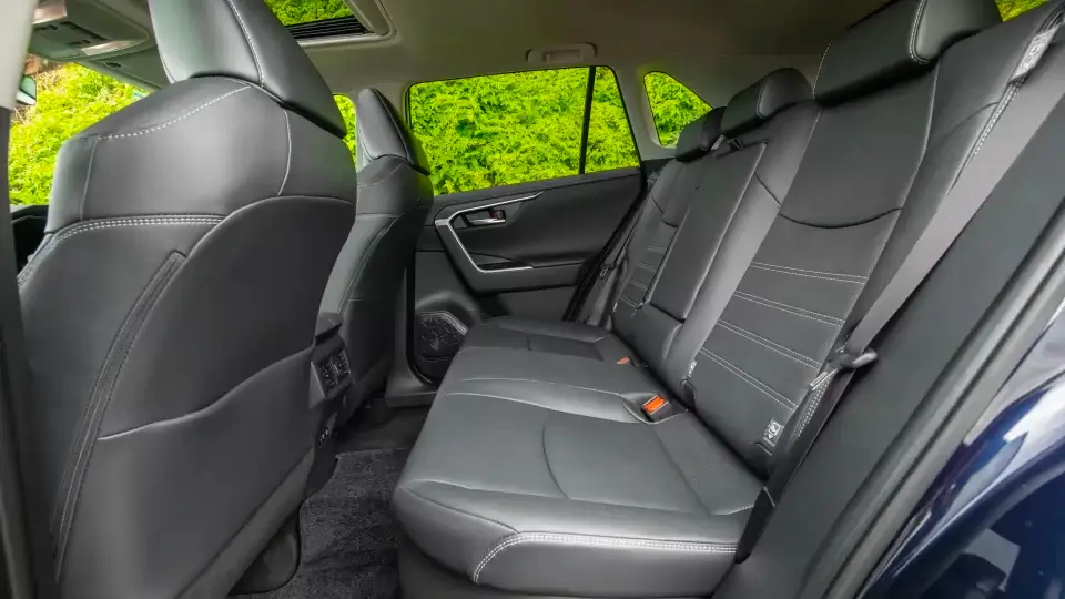 places arrière toyota rav4