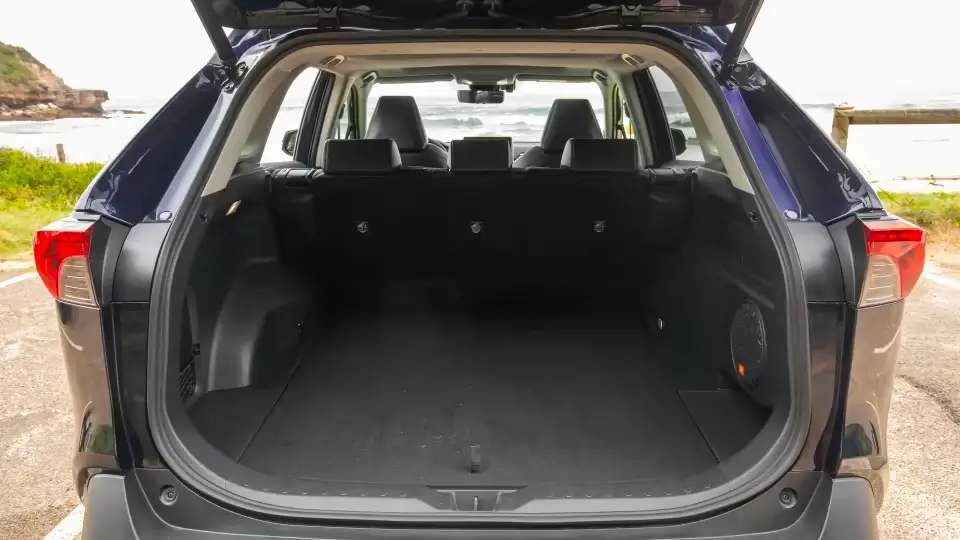 coffre du toyota rav4